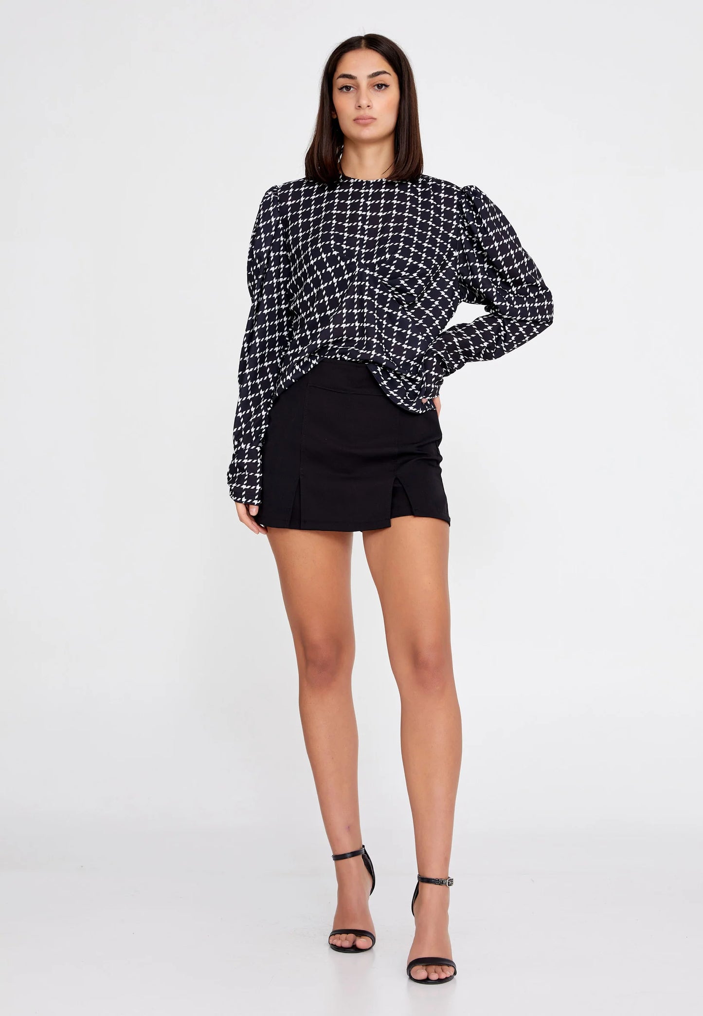 Long Sleeve Geometric Regular Blouse Unit Price: $16.00