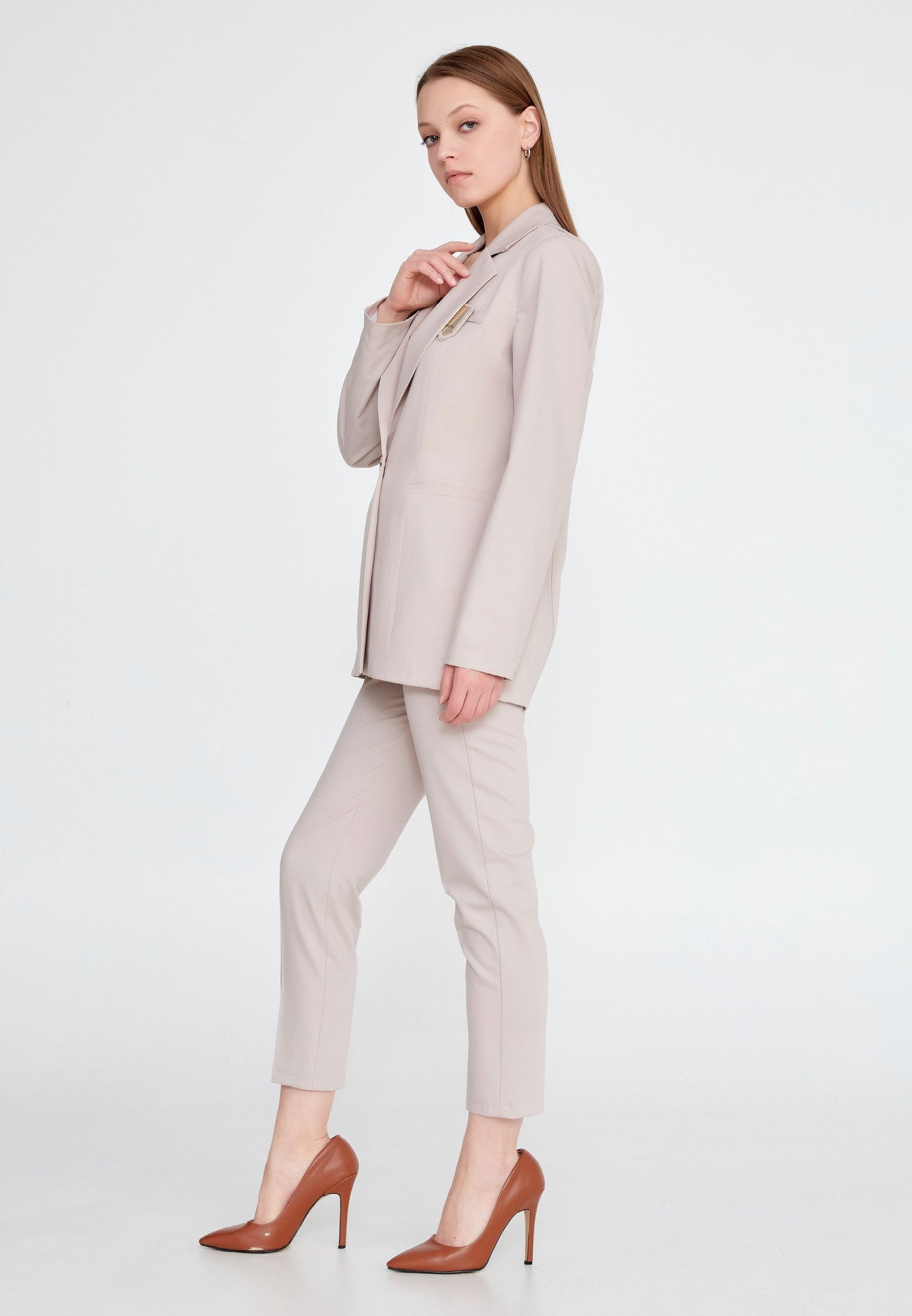 Long Sleeve Regular Suit Beige - Unit Price: 47$