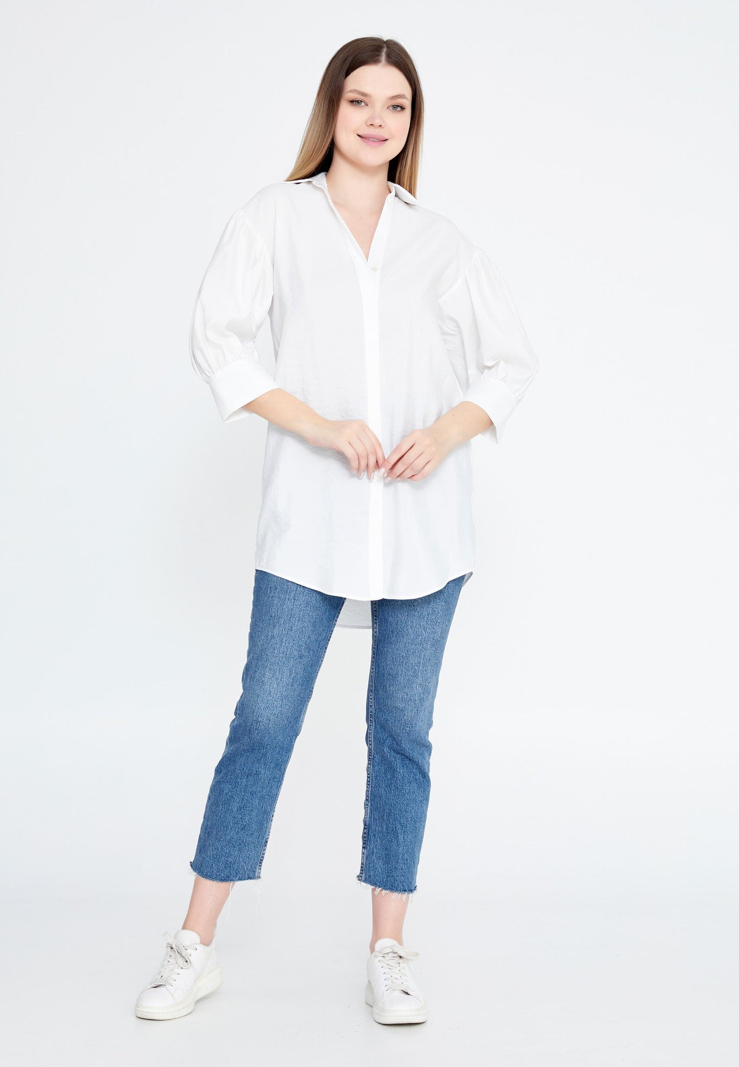 Mid-Length Solid Color Regular Tunic White - Unit Price: 25$