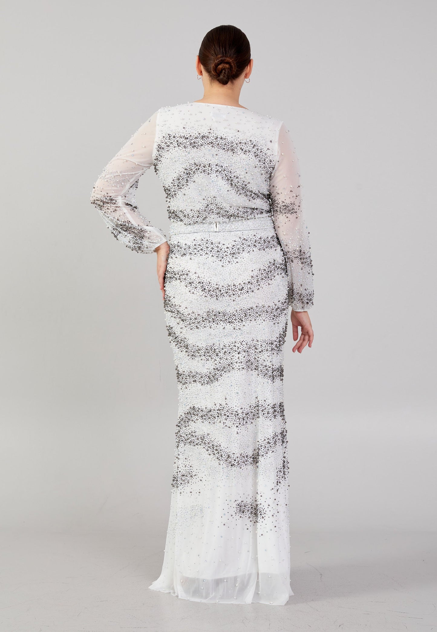 Long Sleeve Maxi Tulle Column Plus Size Evening Dress White - Unit Price: 179$