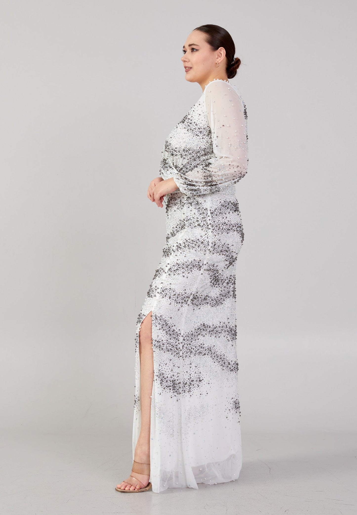 Long Sleeve Maxi Tulle Column Plus Size Evening Dress White - Unit Price: 179$