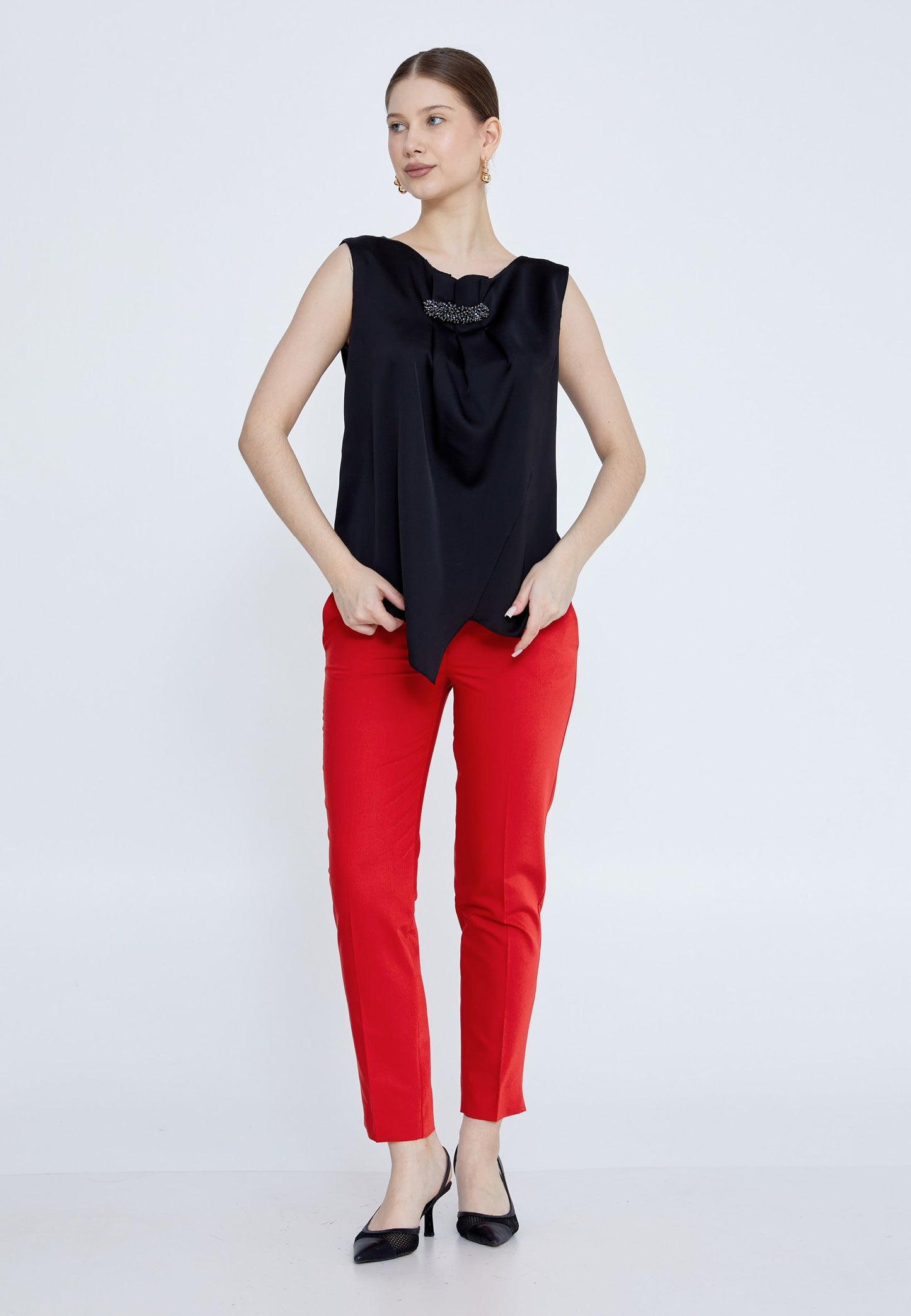 Sleeveless Solid Color Regular Blouse Black - Unit Price: 24$