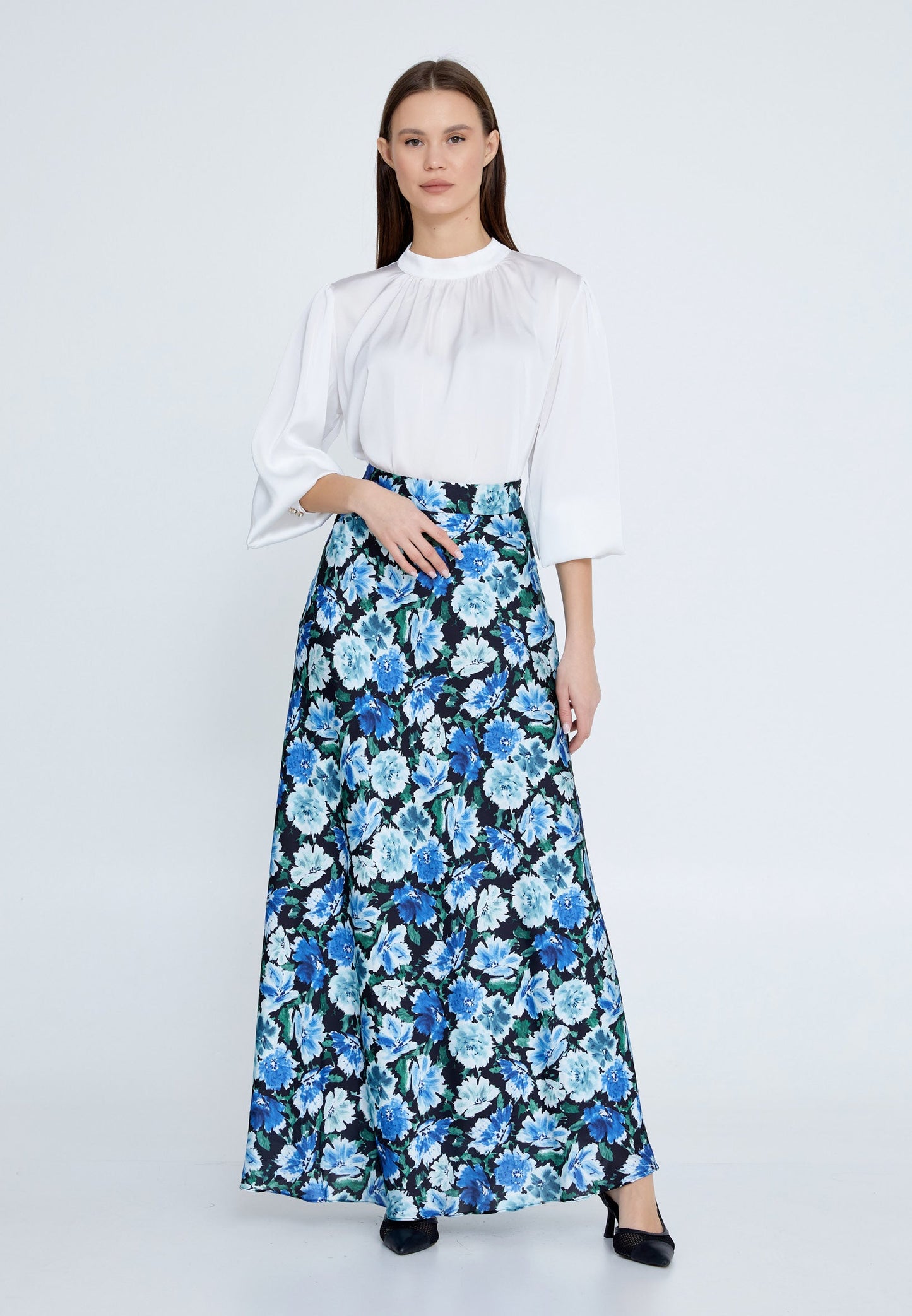 Maxi Floral Regular Skirt Blue - Unit Price: 33$