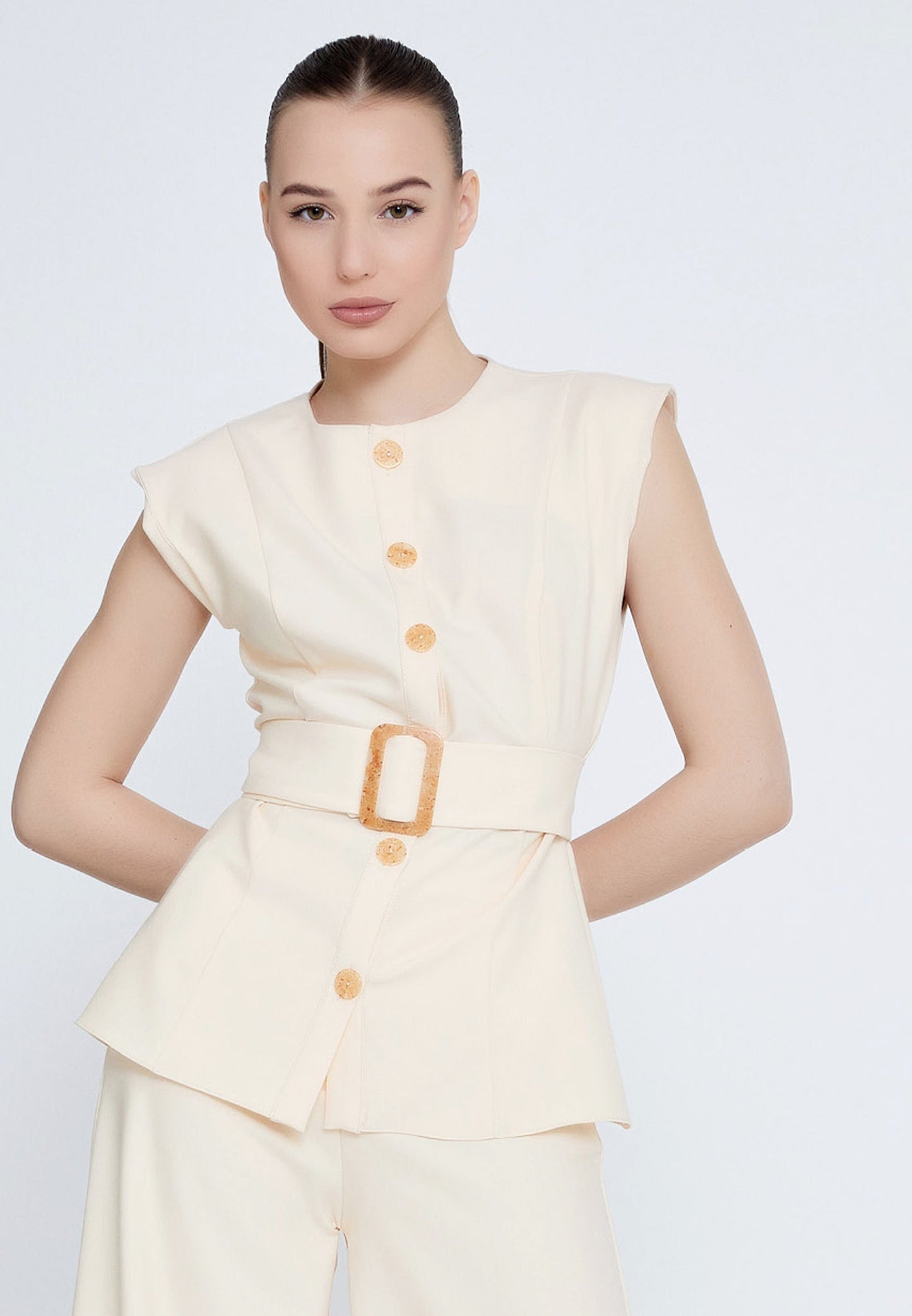 Sleeveless Solid Color Regular Blouse Beige - Unit Price: 33$