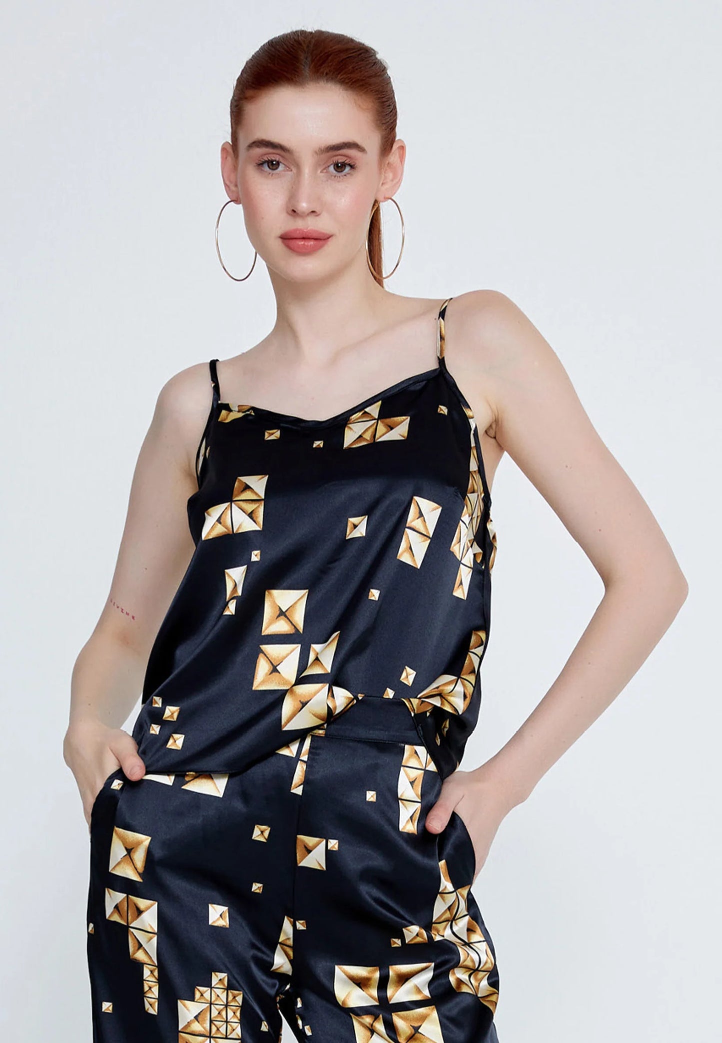 Sleeveless Patterned Regular Blouse Unit Price: $10.00