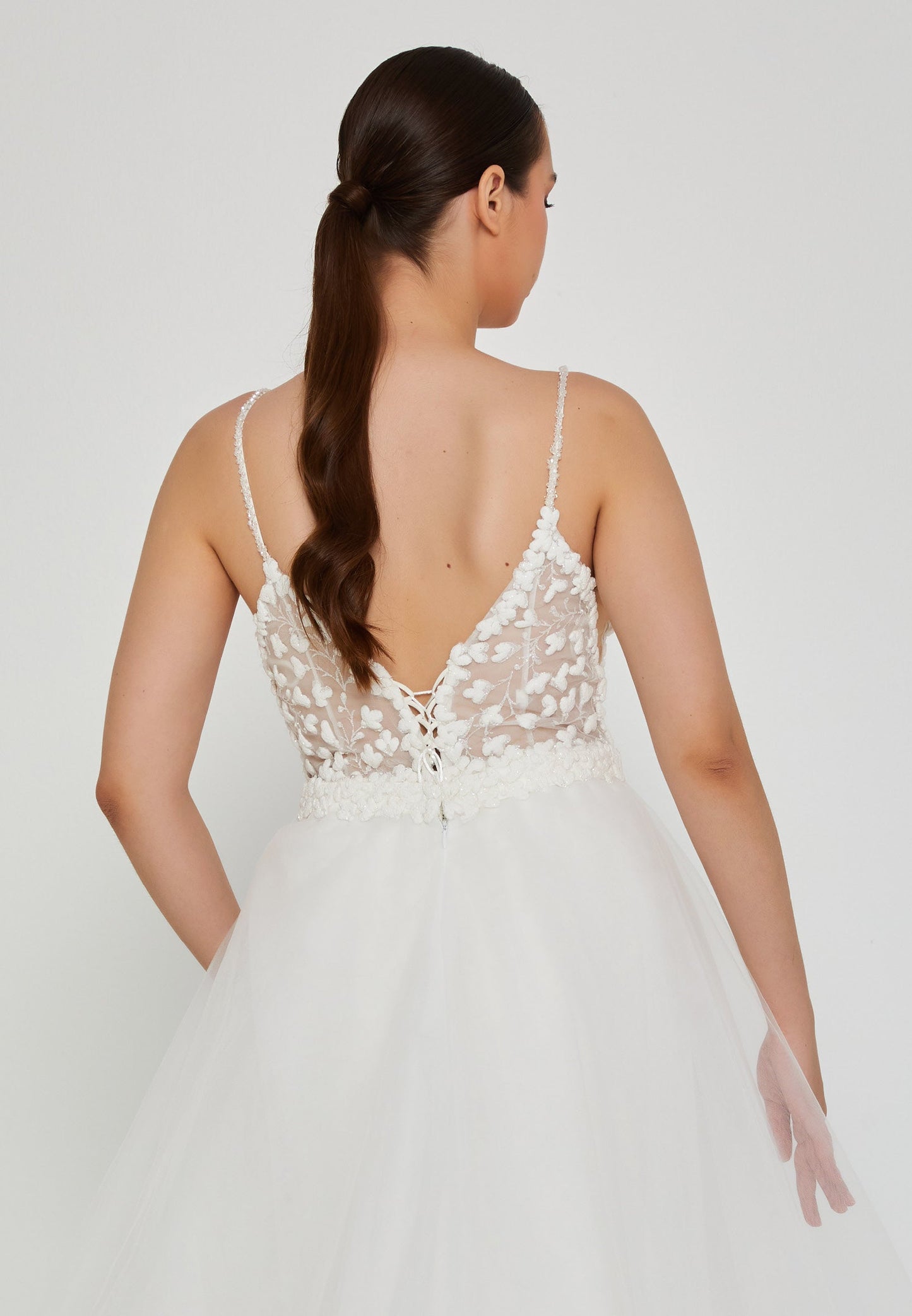 Sleeveless Maxi Tulle Plus Size Wedding Dress Off White - Unit Price: 336$