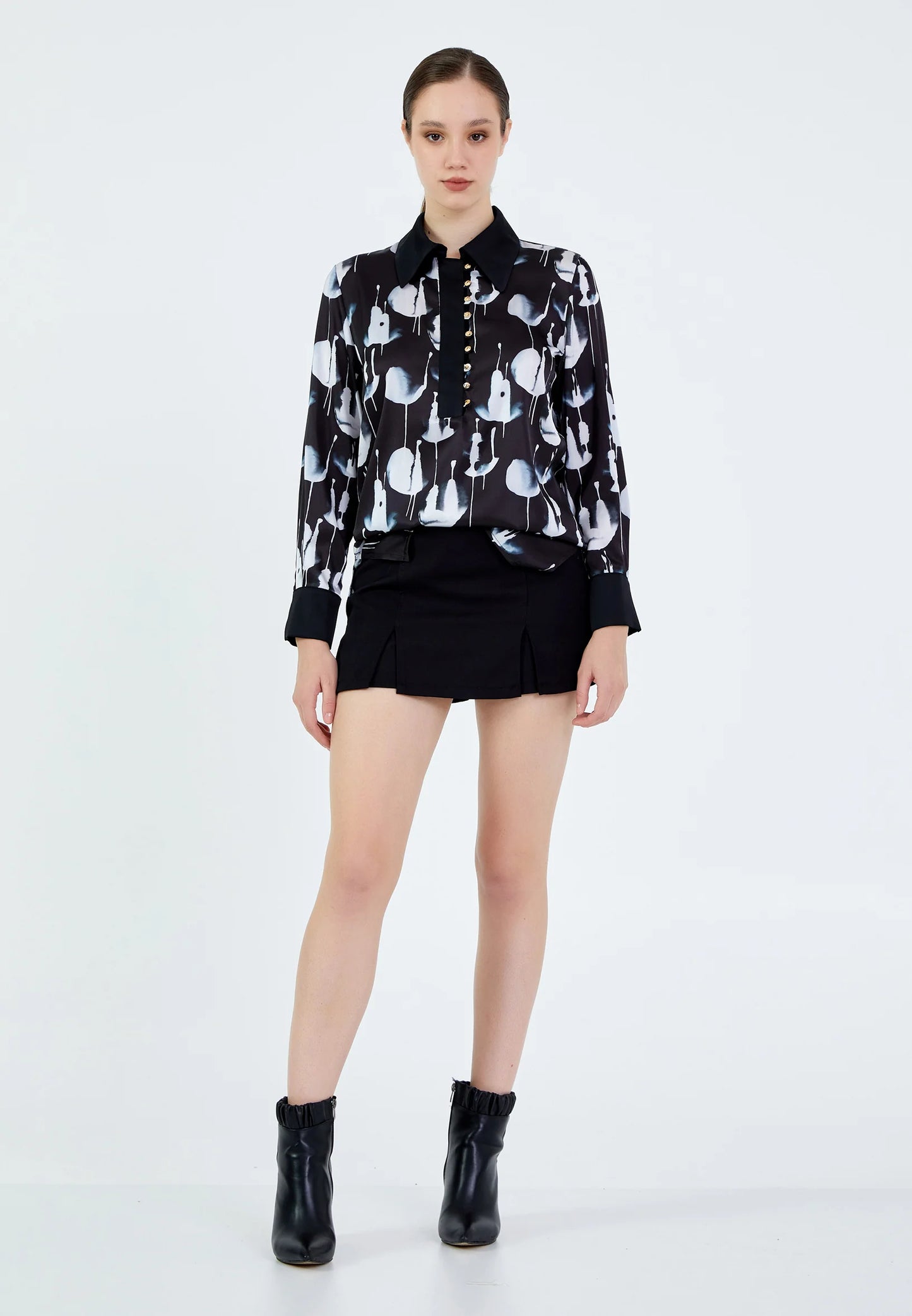 Long Sleeve Patterned Regular Blouse Unit Price: $28.00