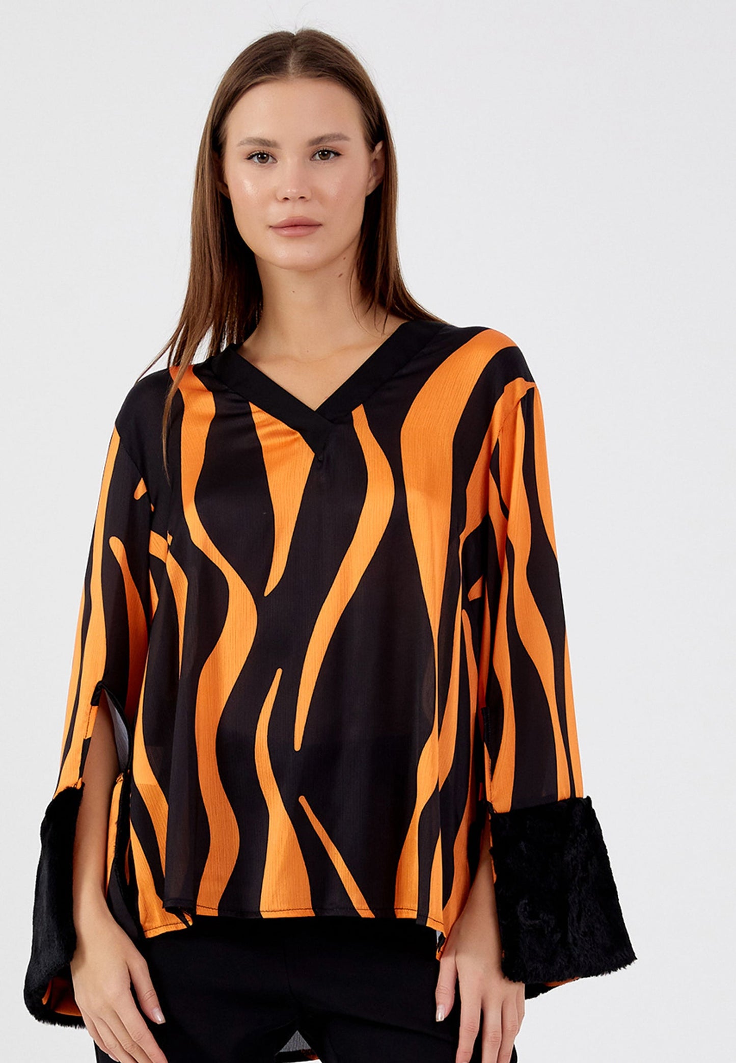 Long Sleeve Patterned Regular Blouse Orange-Black - Unit Price: 17$