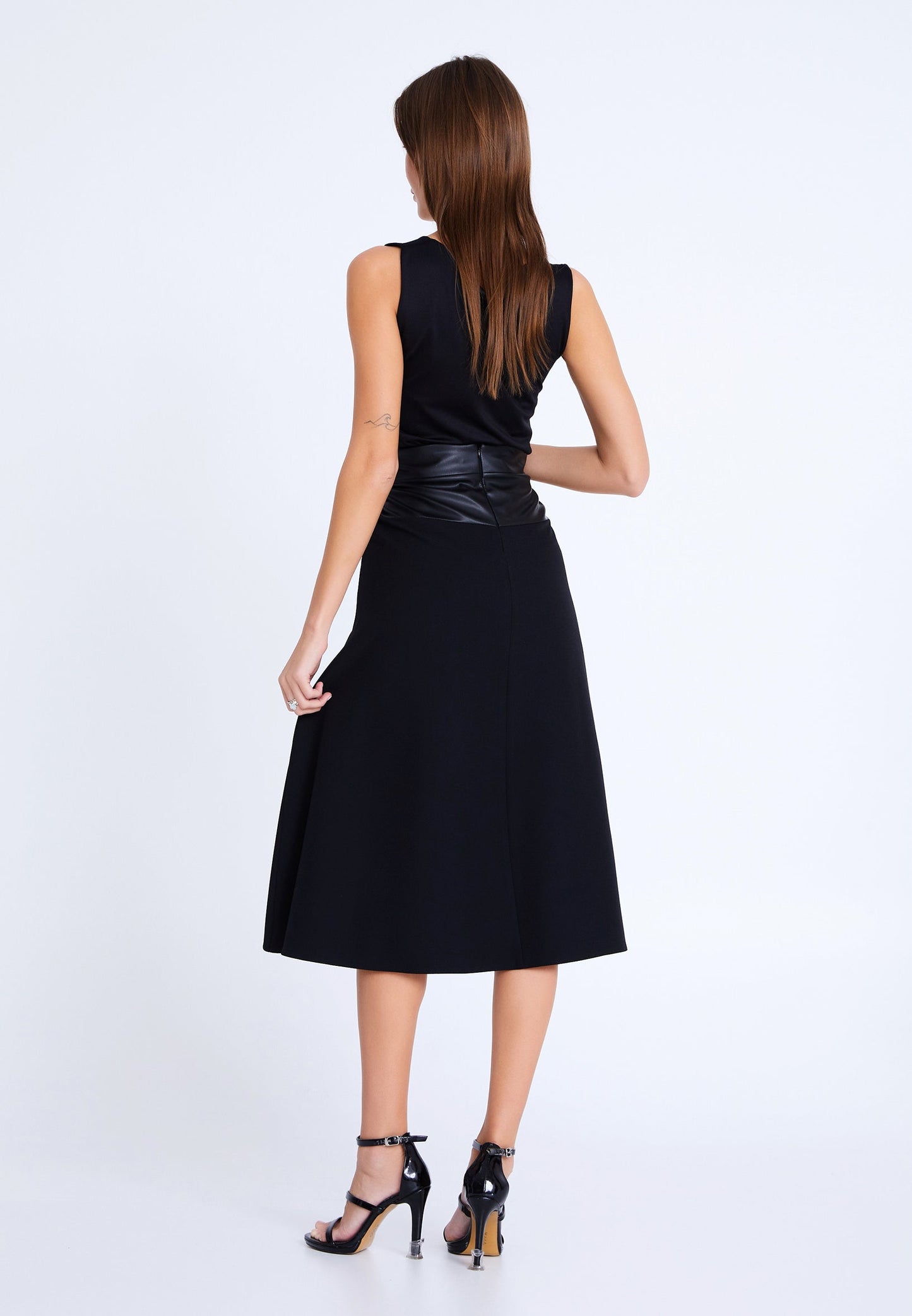 Midi Solid Color Regular Skirt Black - Unit Price: 20$