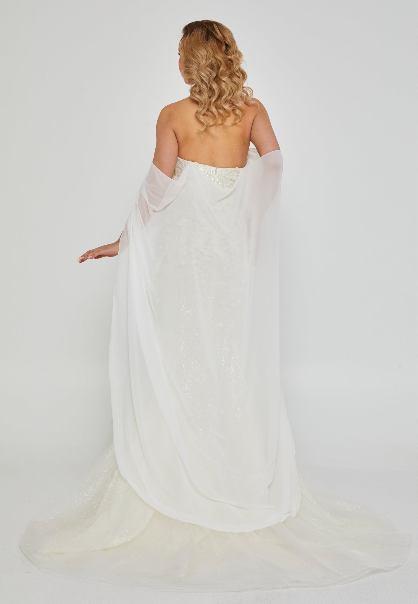 Off Shoulder Maxi Tulle Regular Wedding Dress Off White - Unit Price: 926$