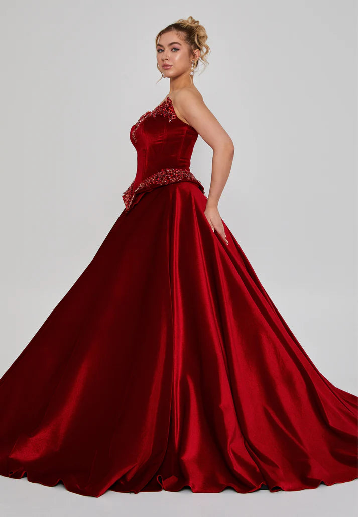 Strapless Maxi Velvet Regular Engagement Dress Red - Unit Price: 695$